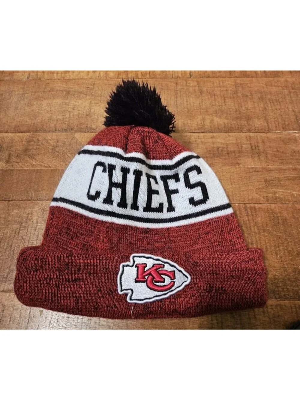 New Era Red/Black Kansas City Chiefs Banner Child Size  Cuffed Knit Hat...